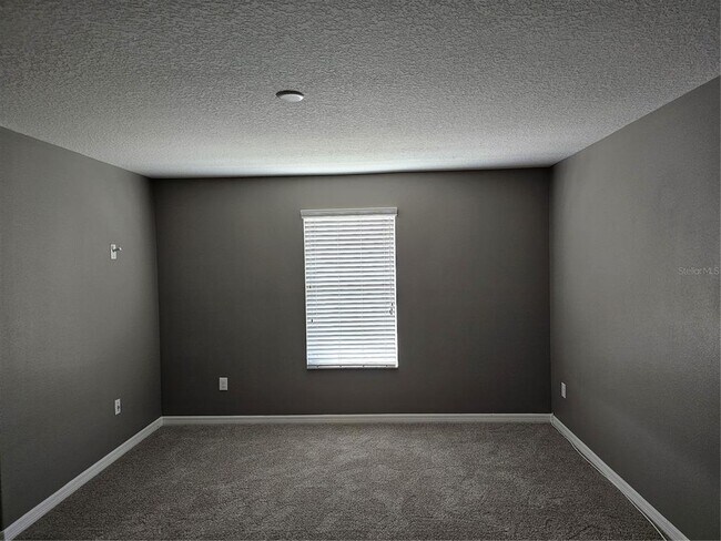 Building Photo - 609 Tanana Fall Dr