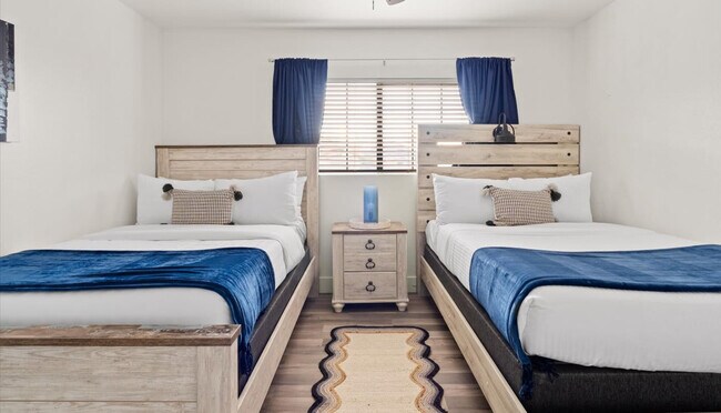 Building Photo - 11264 N 128th Pl