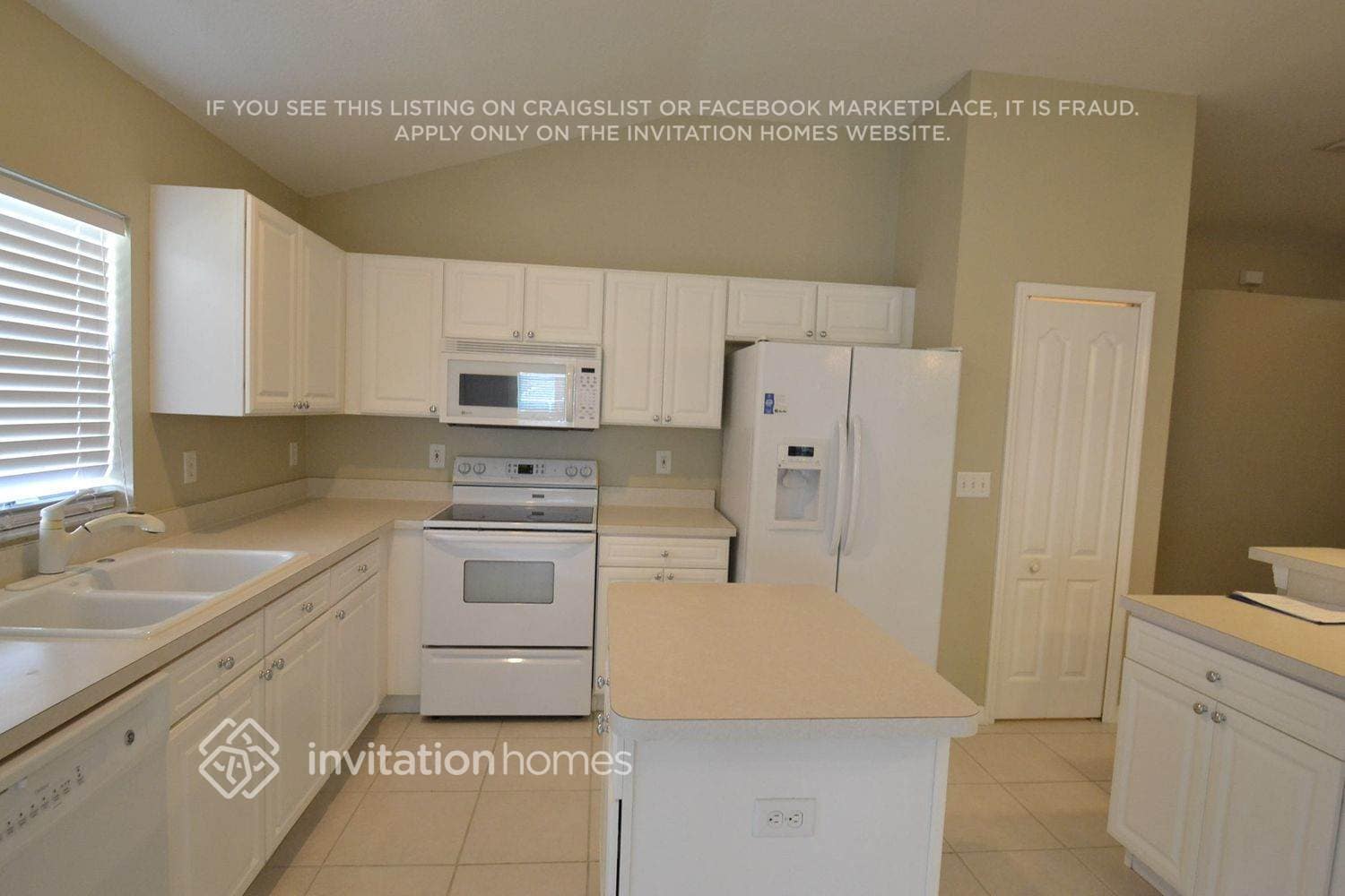 Building Photo - 12711 Standbridge Dr