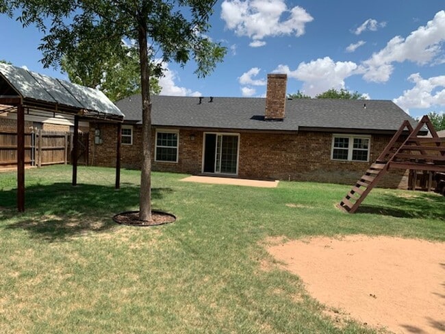 Building Photo - Southwest Lubbock Clean 3/2/2 with nice yard!