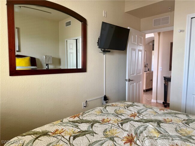 Building Photo - 9723 Acqua Ct