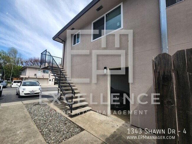 Primary Photo - 1343 Shawn Dr