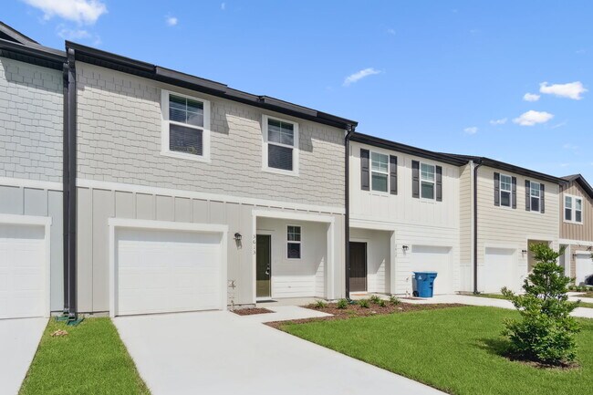 Building Photo - 3613 Spire Dr