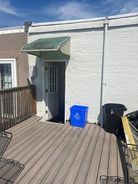 dek - 1522 S 13th St