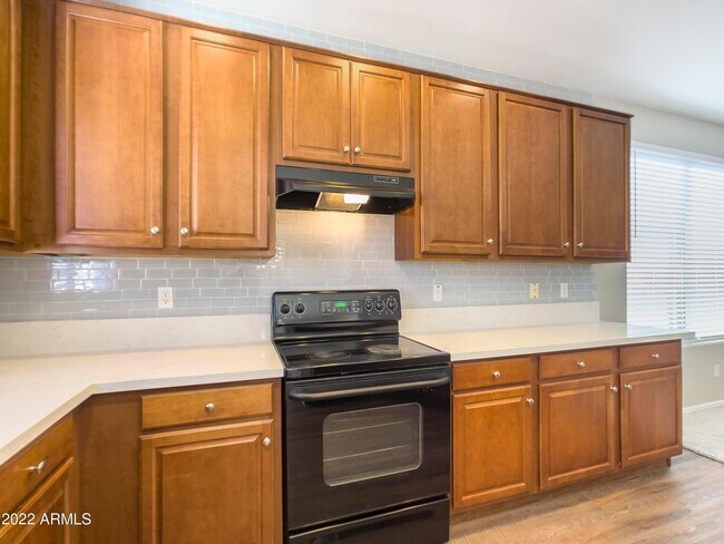 Building Photo - 2622 W Florentine Rd