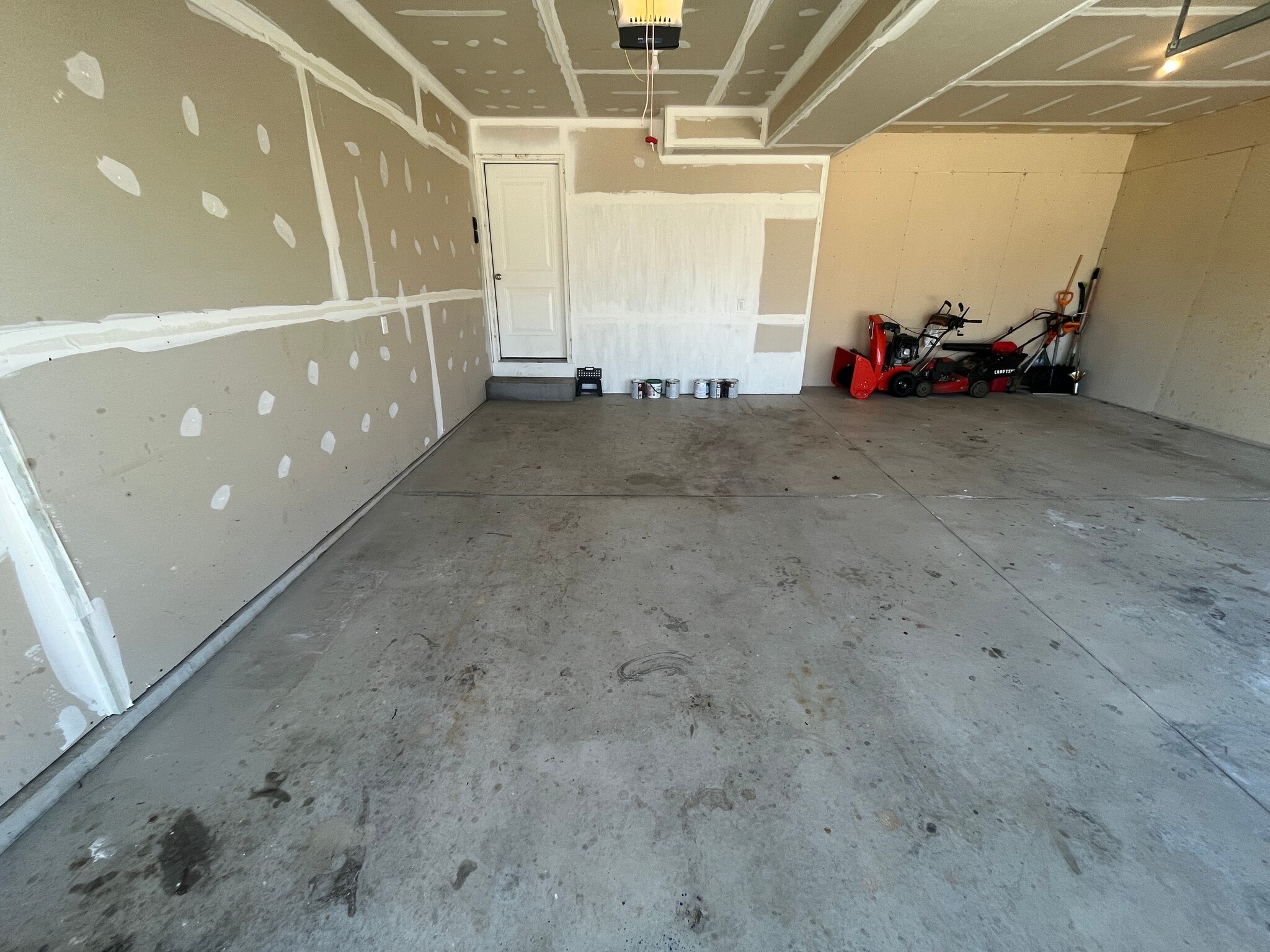 Building Photo - 3865 Elm Ridge Dr