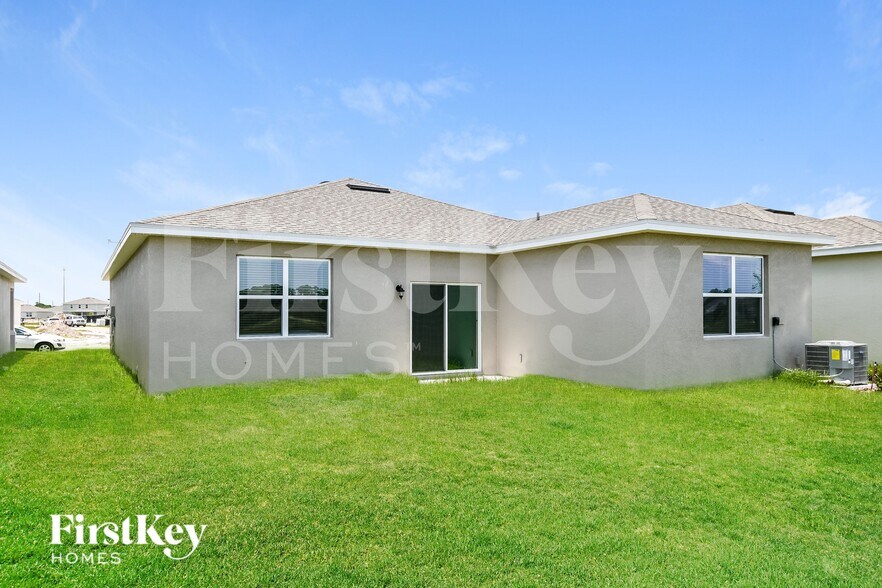 Building Photo - 1622 Isleta Lp