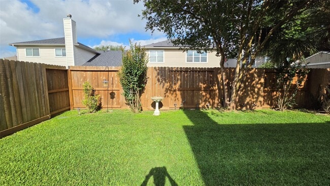 Building Photo - 11047 KNOBBLEY Oak Ct