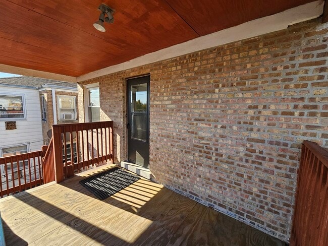 Building Photo - 2909 N Austin Ave