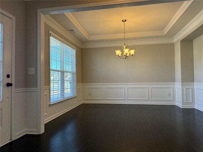 Building Photo - 414 Spring View Dr