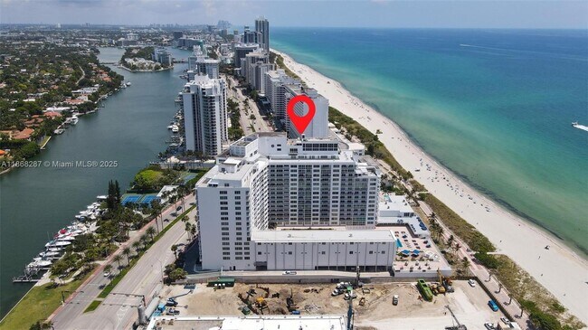 Building Photo - 5401 Collins Ave