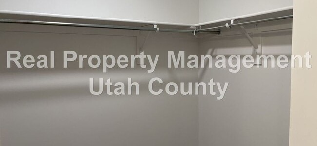 Building Photo - 891 N 1120 E