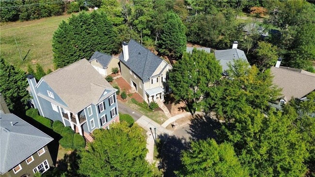 Building Photo - 1454 Hedgewood Ln NW