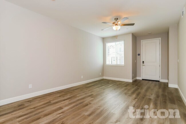 Building Photo - 817 Chisel Ville Ln