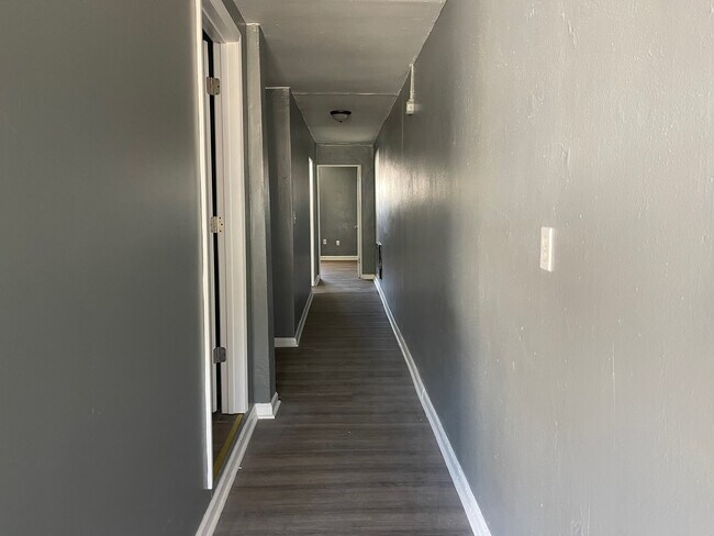 Building Photo - 5238 Dorsey St