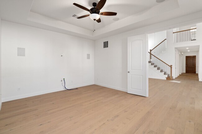Building Photo - 2600 Chester Dr