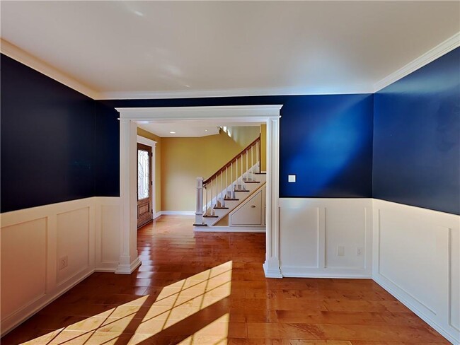 Building Photo - 2871 Wynford Dr