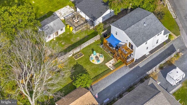 Building Photo - 6032 Melbourne Ave