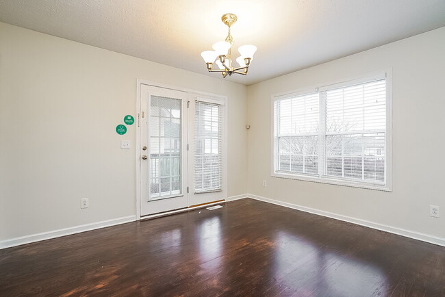 Building Photo - 2496 Oak Hill Dr