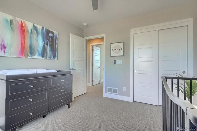 Building Photo - 5692 N Emporia St