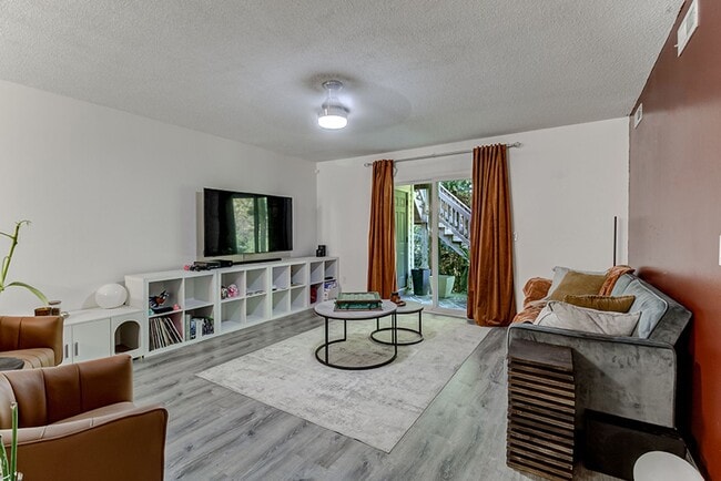 Building Photo - COMING SOON - Spacious Updated Condo in Gr...