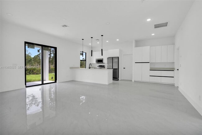 Building Photo - 2700 42nd St W