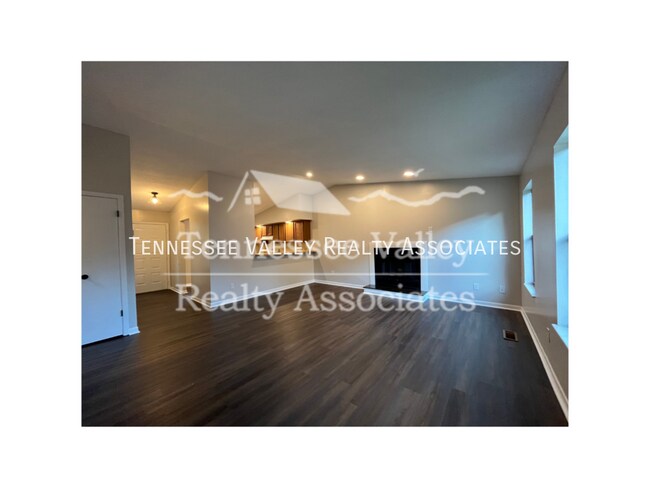 Building Photo - 8500 Olde Colony Trail