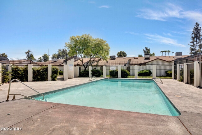 Building Photo - 4573 W McLellan Rd