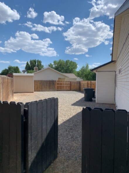 Building Photo - 674 Polaris Ct