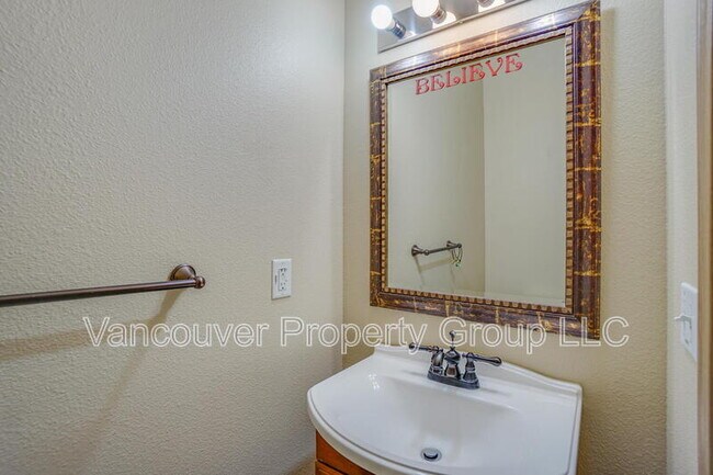 Building Photo - 2420 NE 165th Ave