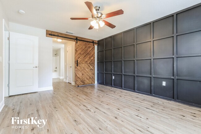 Building Photo - 5958 Ganyard Ave