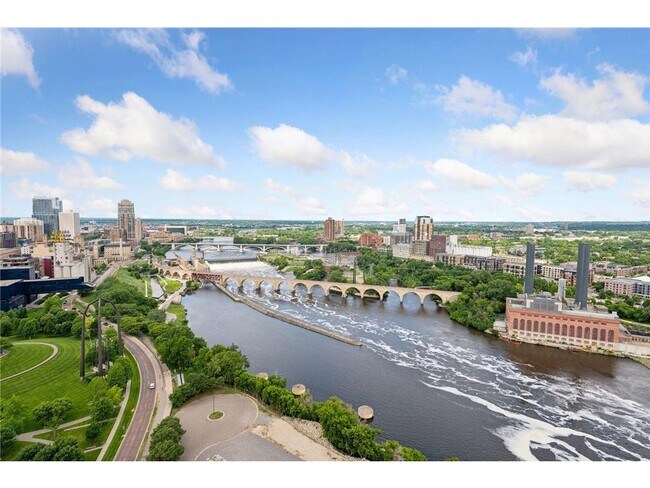 Building Photo - 1111 W River Pkwy