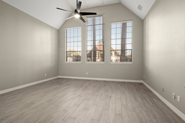 Building Photo - 8222 Redchurch Dr