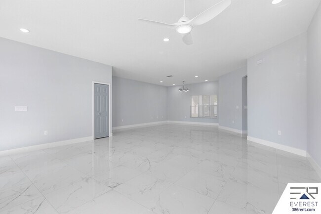 Building Photo - 45 Bruning Ln