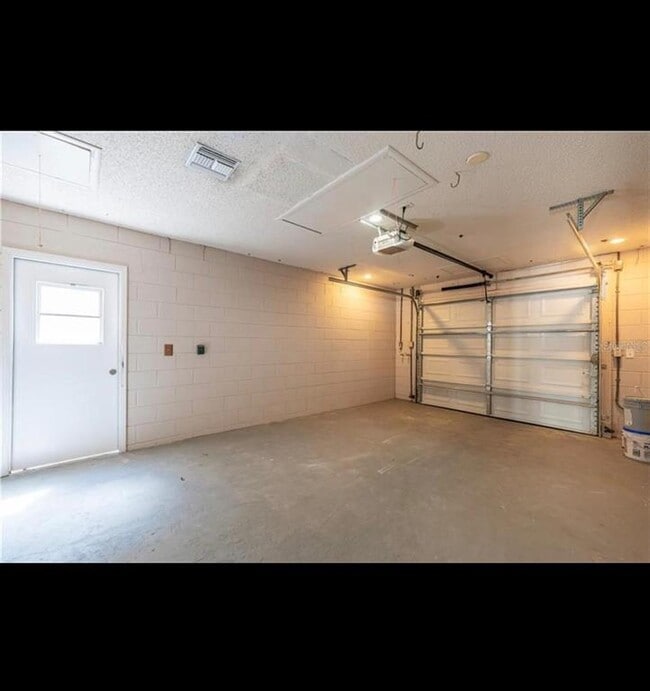 Building Photo - 5409 Serene Ln
