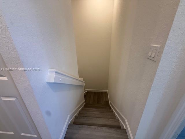 Building Photo - 245 SW 159th Ct