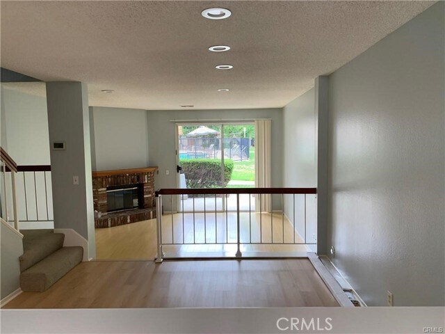 Building Photo - 5604 Las Virgenes Rd