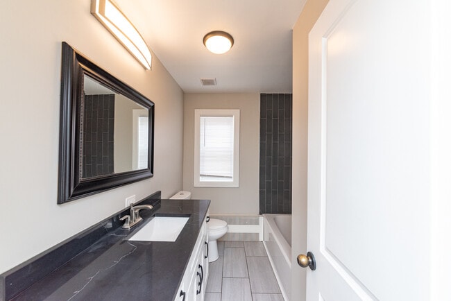 Building Photo - 3058 N Kostner Ave