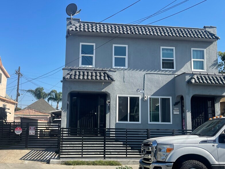 Primary Photo - 3710 Wall St