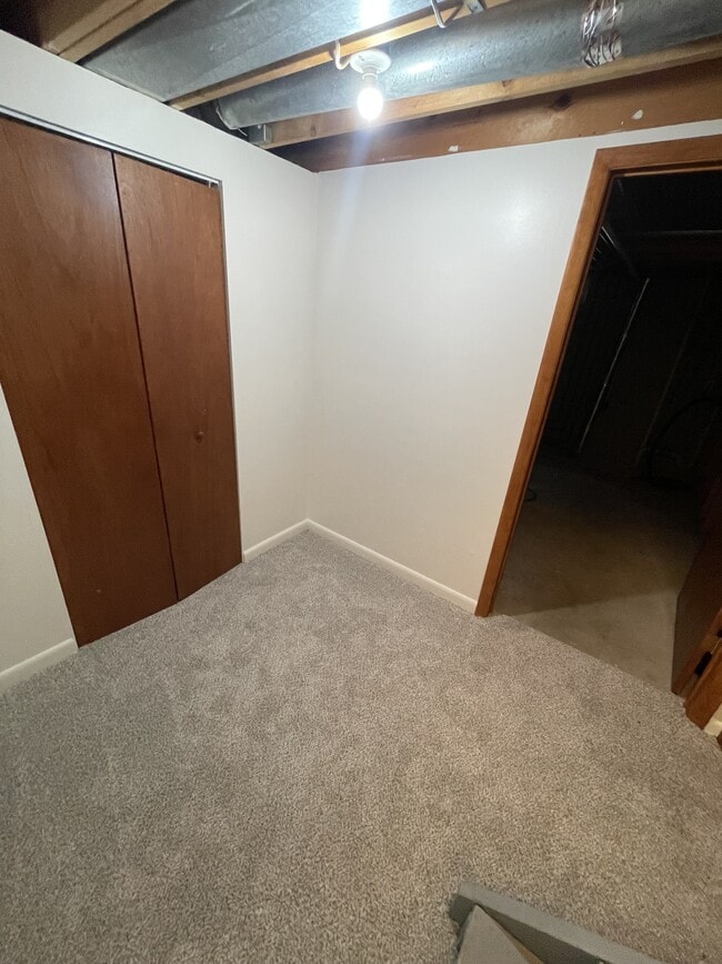Building Photo - 2177 Woodleaf Ct