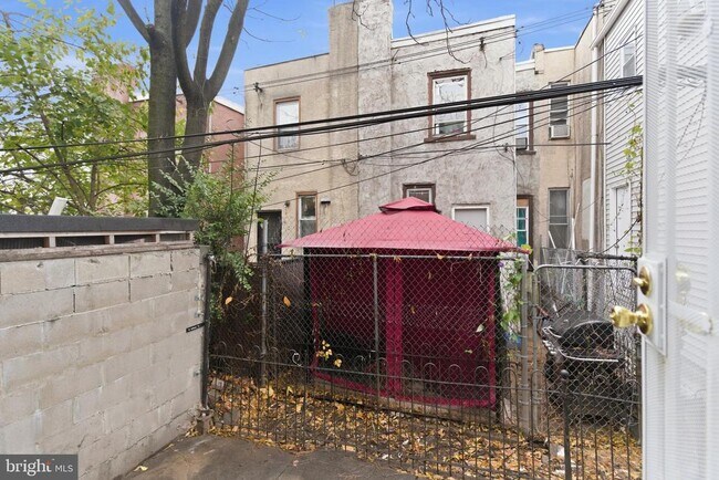 Building Photo - 4335 N Orianna St