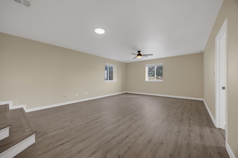 Building Photo - 407 Corona Ave