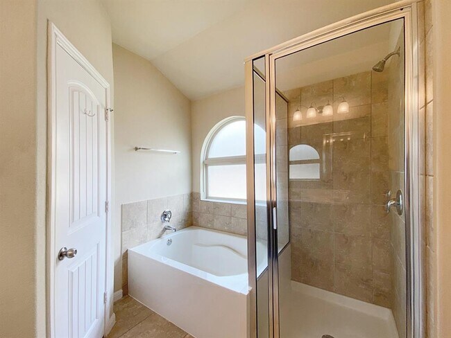 Building Photo - 528 Longhorn Cavern Rd