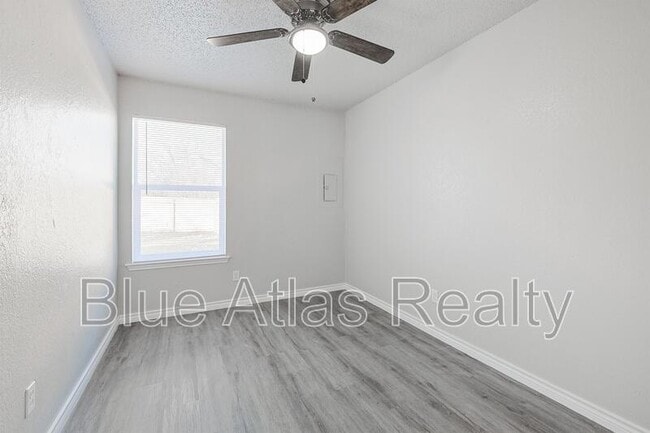 Building Photo - 4006 Fair Park Blvd