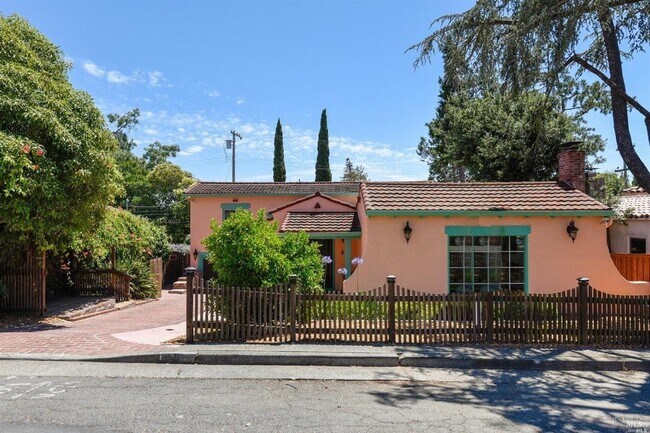 Building Photo - 9 El Camino Real