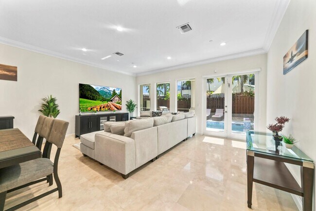 Building Photo - 1849 NE 26th Ave