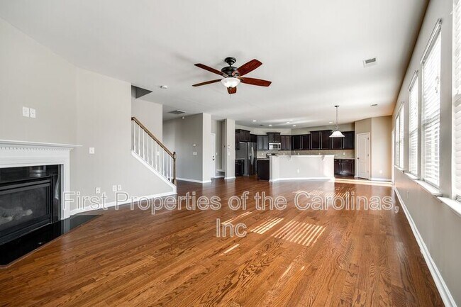 Building Photo - 3000 Sewee Ln