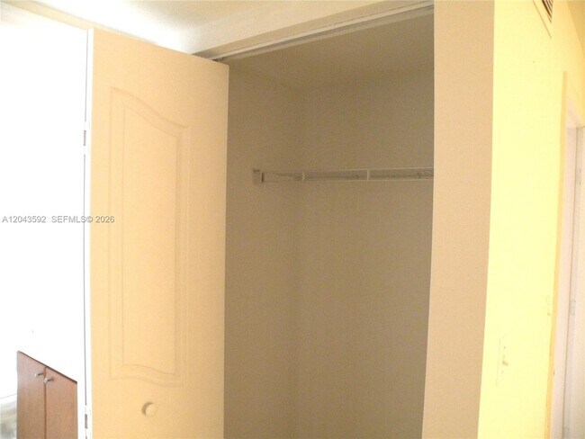 Building Photo - 10981 NW 88th Terrace