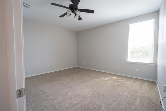 Building Photo - 524 Zachum Dr