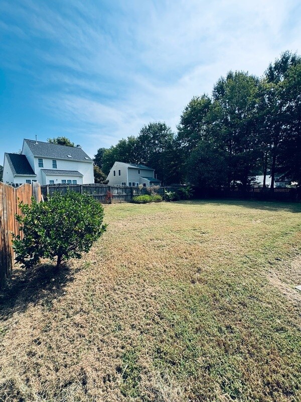 Building Photo - 1225 Bacardi Ct
